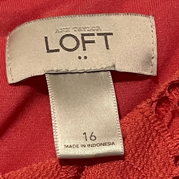 LOFT coral/peach scoop neck lace sundress- size 16 - Picture 9 of 10